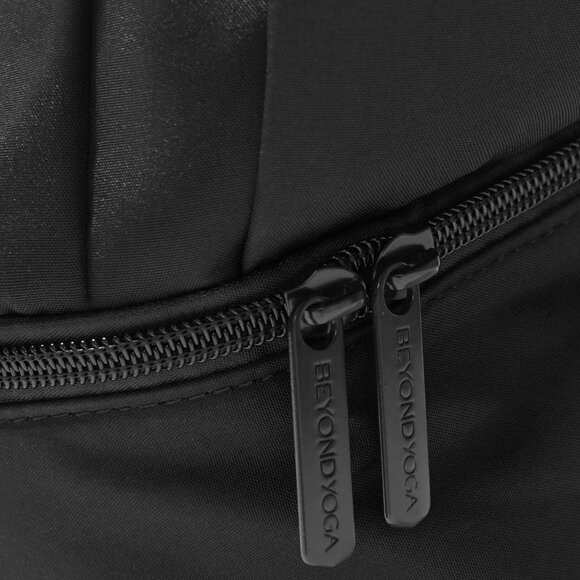 NWT Beyond Yoga  Convertible Gym Bag main image 5